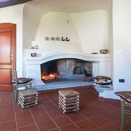 Villa Corrasi Oliena Luxury Exteriör bild