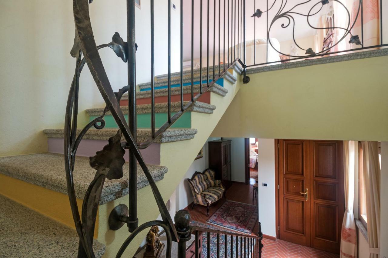 Villa Corrasi Oliena Luxury Exteriör bild