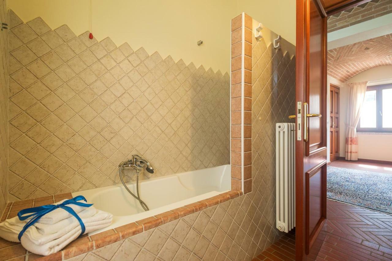 Villa Corrasi Oliena Luxury Exteriör bild