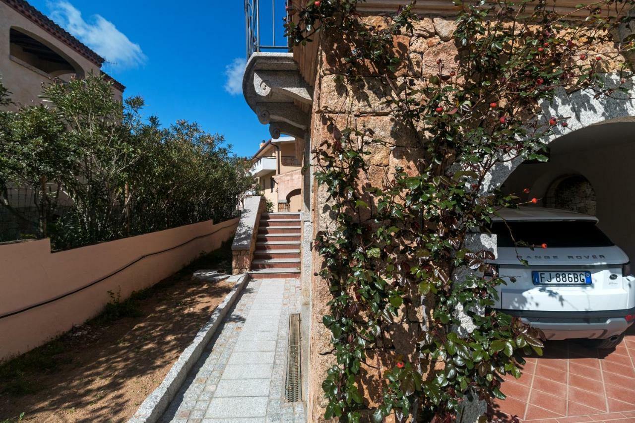 Villa Corrasi Oliena Luxury Exteriör bild